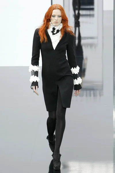 Look 1